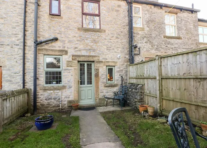 2 Oddfellows Cottages